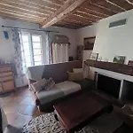Apartamento Loue Maison De Village A Hyeres/ Les Borrels *